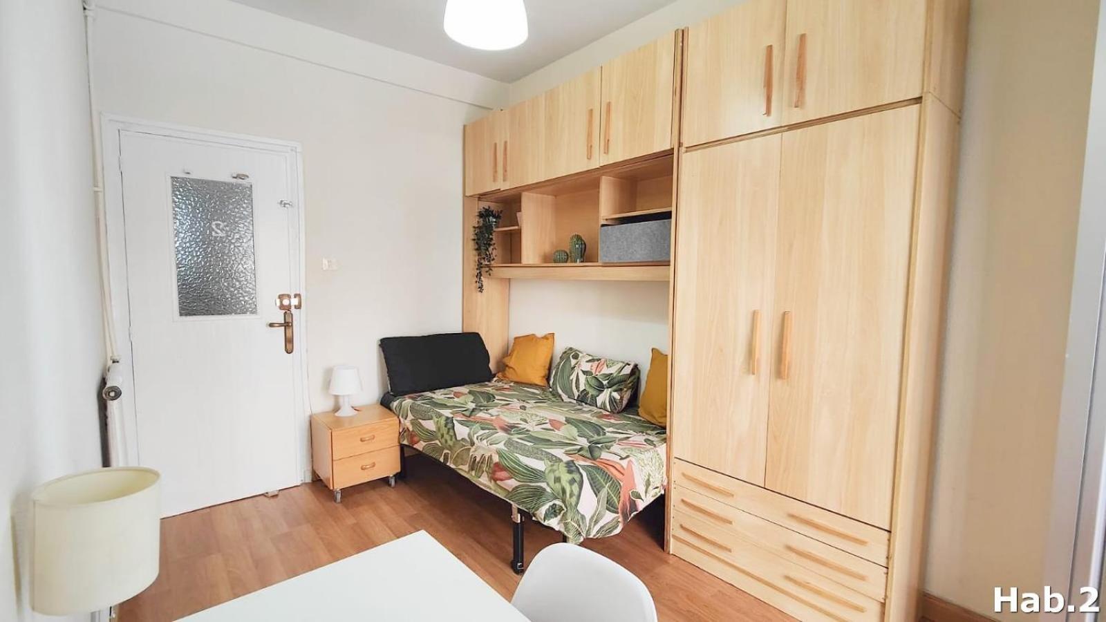 Con 4 Recien Renovado Apartamento *